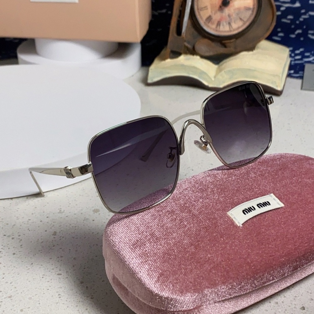 Miu Miu Silver Frame Sunglasses Purple Lens Oversized - Picture 4 of 10